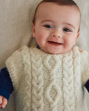 Afbeelding in Gallery-weergave laden, NEW PHILDAR BABYBOEK 261 MIJN EERSTE WINTER 2025