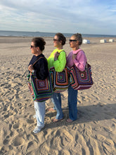 Afbeelding in Gallery-weergave laden, Crochet Pull Fluo Geel