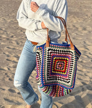 Afbeelding in Gallery-weergave laden, XL Crochet Weekend Bag