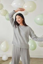 Afbeelding in Gallery-weergave laden, Lang Lambswool