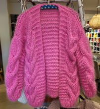 Afbeelding in Gallery-weergave laden, PATROON CARDIGAN ANNELOU