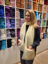 Afbeelding in Gallery-weergave laden, BREIPAKKET SJAAL KID (ook voor de beginnende breier)