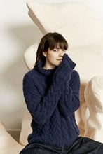 Afbeelding in Gallery-weergave laden, Lang Yarns FAM 265