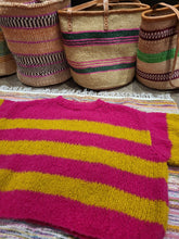 Afbeelding in Gallery-weergave laden, BREIPAKKET T-SHIRT TRUI RIANNE