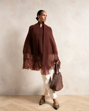 Afbeelding in Gallery-weergave laden, HAAKPATROON PONCHO &amp; SJAAL AURELIA
