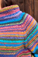 Afbeelding in Gallery-weergave laden, BREIPAKKET HOW TO RAGLAN SWEATER
