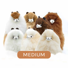 Afbeelding in Gallery-weergave laden, Medium Alpaca (32-33cm)
