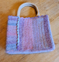 Afbeelding in Gallery-weergave laden, HAAKPATROON CROCHET MINI TAS N°2
