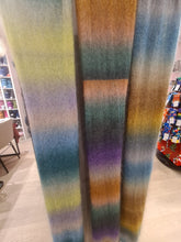 Afbeelding in Gallery-weergave laden, BREIPATROON SJAAL SILK MOHAIR PRINT
