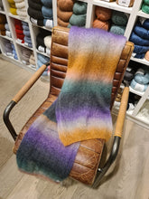 Afbeelding in Gallery-weergave laden, BREIPATROON SJAAL SILK MOHAIR PRINT
