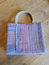 Afbeelding in Gallery-weergave laden, HAAKPATROON CROCHET MINI TAS N°2
