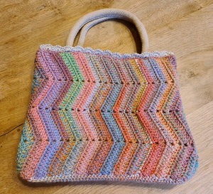 HAAKPAKKET CROCHET MINI TAS N°4