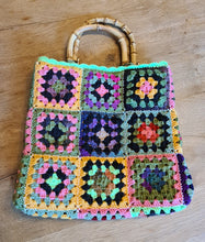 Afbeelding in Gallery-weergave laden, HAAKPATROON CROCHET MIDI TAS N°1
